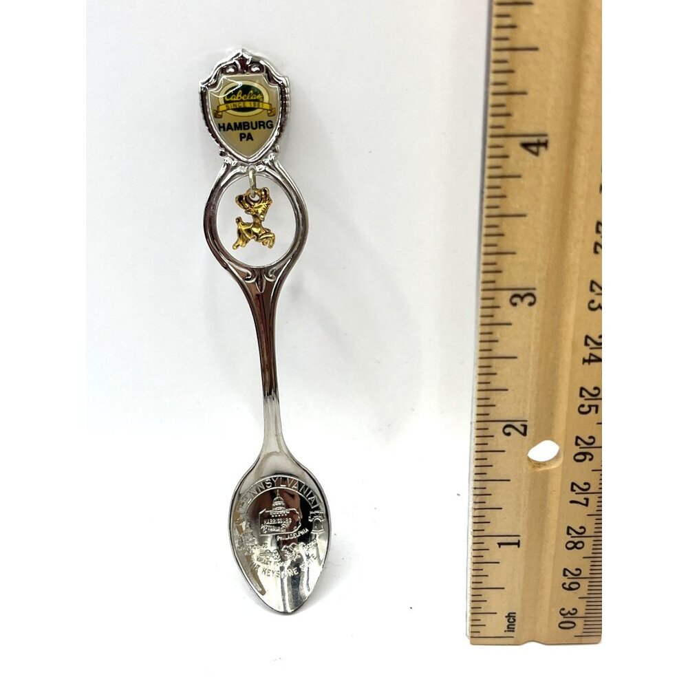 Cabelas Hamburg PA Souvenir Collector Spoon W/ Gold Deer Charm & Pennsylvania